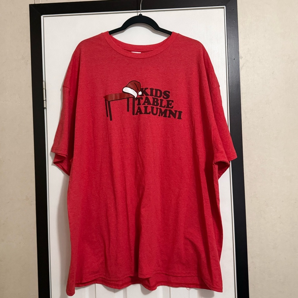 Funny Christmas Tee – “Kids Table Alumni” – Size 3XL